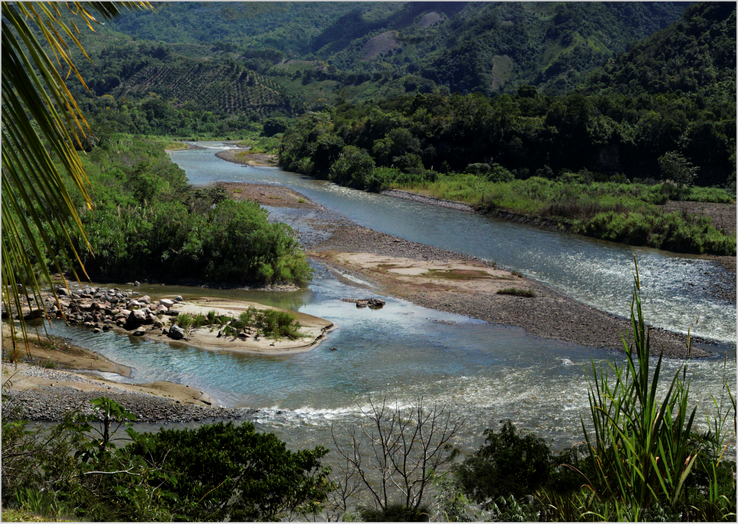 Encuentro de los ríos Chanchamayo y Paucartambo